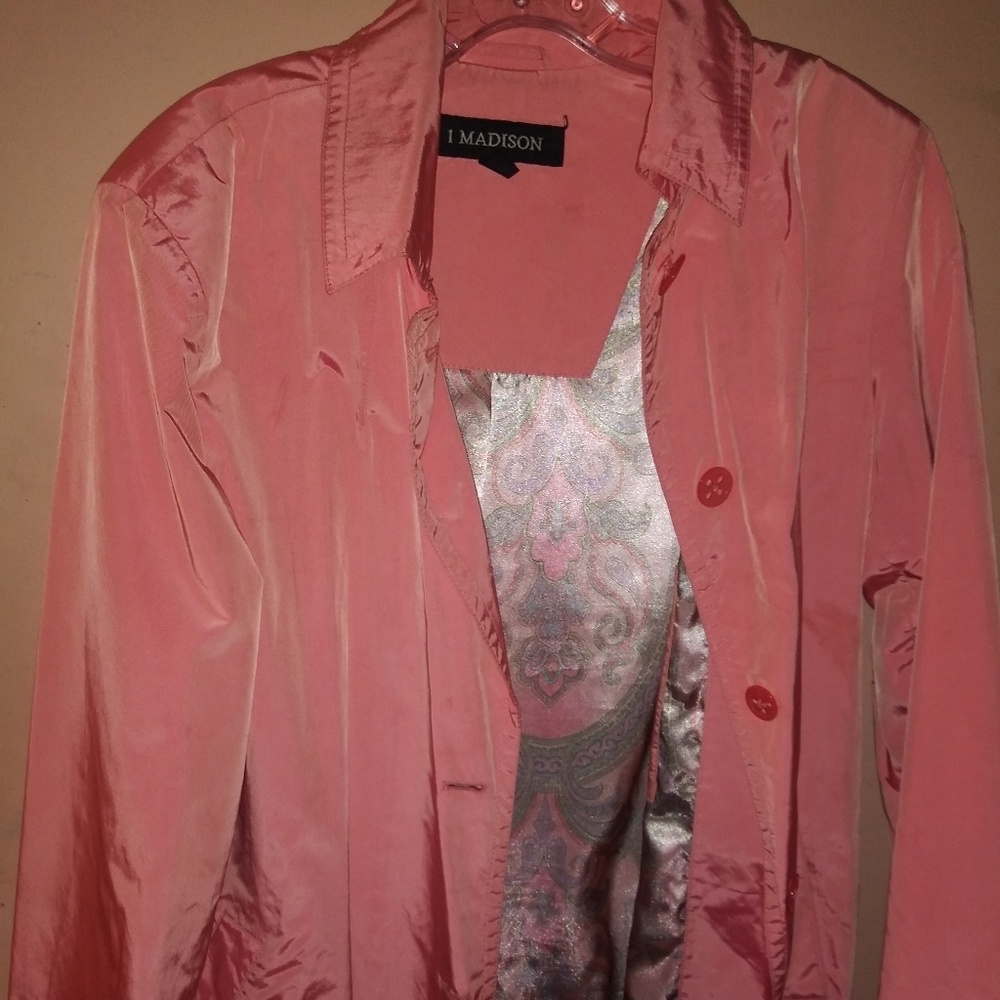 Wind coat